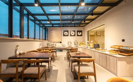 Zhihui Orange Hotel (Yongkang Wanda Plaza Convention and Exhibition Center)