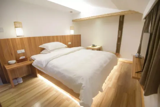 Changting Tingzhou Xiaozhu Inn Hotels near Changting Museum