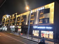 Trip.com Chain Hotel (Zhengzhou Zoo Guomao 360 Branch)