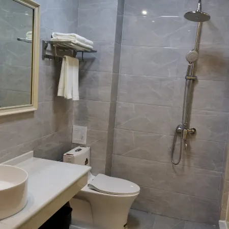 Yuetian Business Hotel