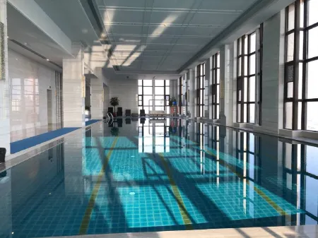 Wyndham Grand Taixing Downtown Отели рядом с достопримечательностью «Liuwei Port»