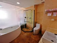Wansheng Hotel - parking