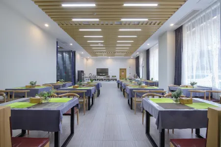 Xili Hotel Отели рядом со станцией Fanchang West Railway Station