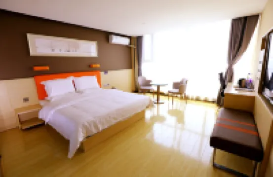 7 Days Premium Hotel (Huantai Xinyulou)