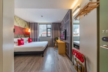 Ibis Hotel