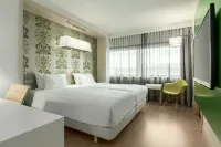 إن إتش أمستردام زويد Hotels near منتزه امستل