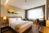 Homeinn Plus Hotel (Harbin Central Avenue)