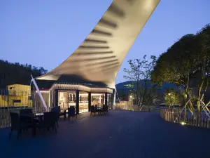 X-Dan Nature Meiji Zhuyin Hotel