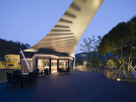 X-Dan Nature Meiji Zhuyin Hotel Отели рядом с достопримечательностью «Jiangxi Ming and Qing Ancient Dwelling Expo Park»