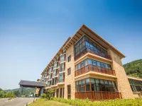 Kaiyuan Resort Hotel Hotels near Yunü Lake Scenic Area