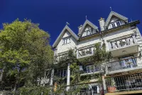 Shangrila Music Villa Hotel in zona Cing Jing Beehouse