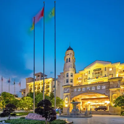 Anqing Country Garden Fengyue Phoenix Hotel (Wanda Plaza Branch) Hotels near Anqing Vocational & Technical College