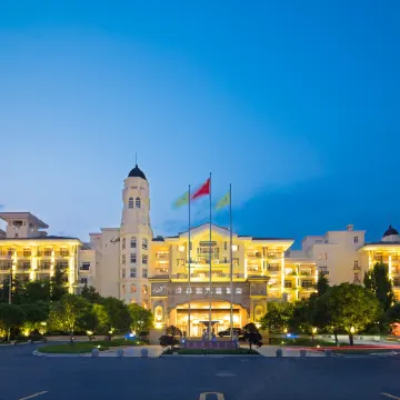 Anqing Country Garden Fengyue Phoenix Hotel (Wanda Plaza Branch)