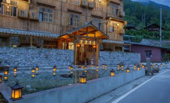 Yili Yunshan Hot Spring Guesthouse