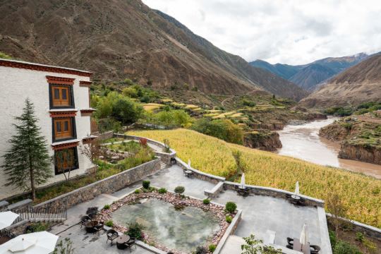 芒康松赞如美山居预订价格,联系电话位置地址【携程酒店】