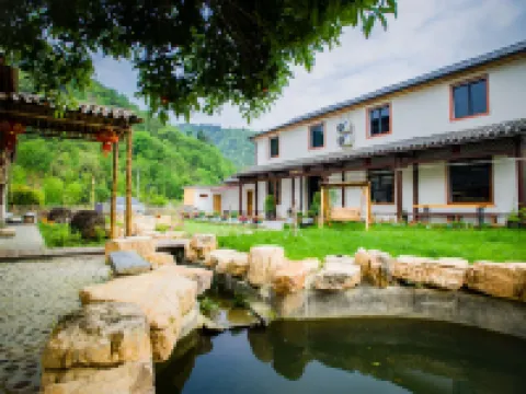 杭州憶古軒民宿（湍口温泉店） 鄰近高原飛瀑的酒店