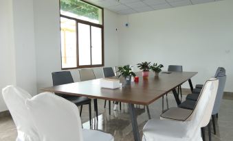 Qixiu Well-being Hotel