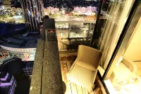 Qingdao Yilan Xinsu Hotel (Shilaoren bathing beach, International Convention and Exhibition Center)