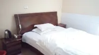 Yingshan Xinkang Hotel