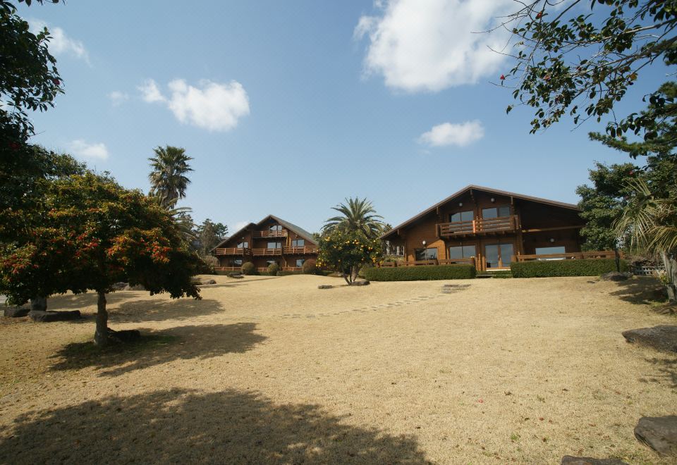 펜션 내부 전경 1