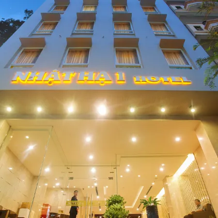 Nhat Ha Maison Hotel (Formerly Nhat Ha 1 Hotel) Отели рядом с достопримечательностью «Район 1»