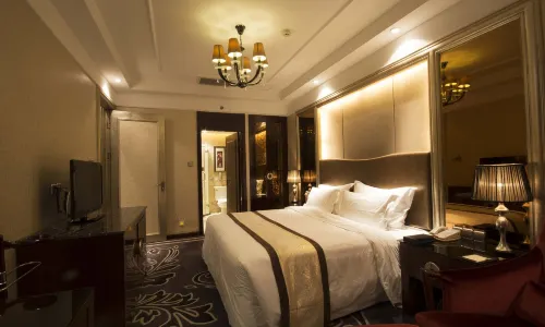 Titan Central Park Hotel