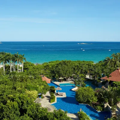 Sanya Marriott Yalong Bay Resort & Spa Hotel berhampiran Dataran Central Yalongwan