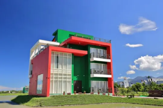 Green Resort Отели рядом с достопримечательностью «National Center for Traditional Arts»