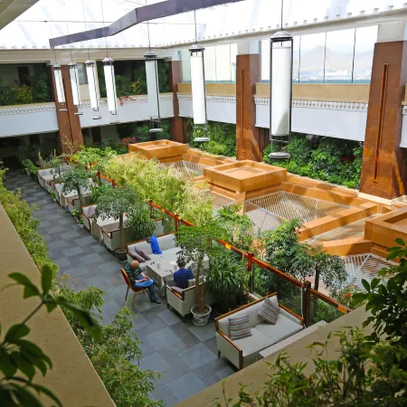 Qomo Langzong Hotel