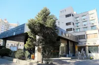Leyou Hotel(Beijing Jinsong Panjiayuan Metro Station)
