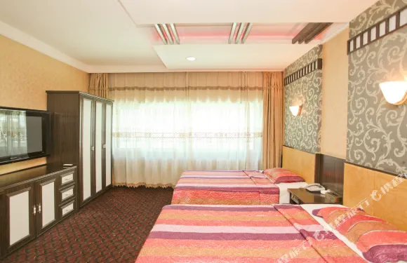 瓦房店長興大酒店