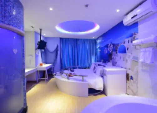 We Love Hotel فنادق في 