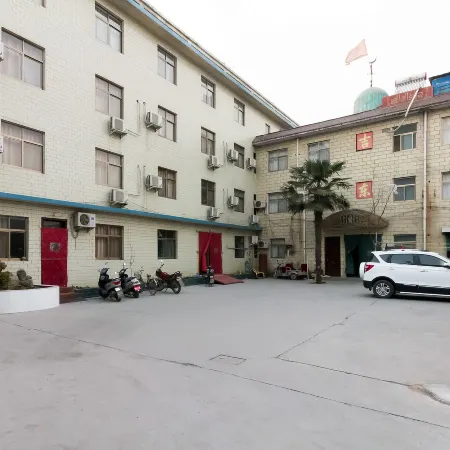 Xinxiang Jidong Hotel