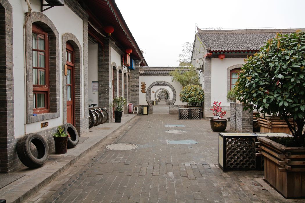 7 Sages International Youth Hostel