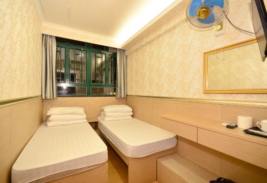 4. 골든 아일랜드 ..