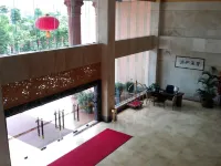 Zuiranju Holiday Hotel Hotels in Deqing