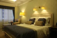Cannes City Hotel