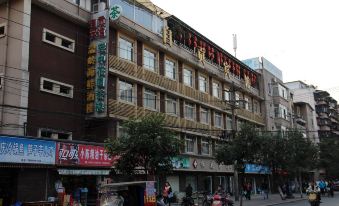 Zigong Hotel (Chengdu Jinniu Wanda Liangjiaxiang Bus Station)
