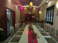 Flowers Rain Inn (Xitang Wuguniang Park) - Quầy bar