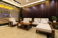 Yajun Hotel (Yiwu International Trade City)