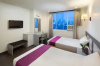 V Hotel Hotels near Malate District