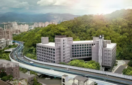 新北白金花園飯店