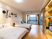 广州维娜斯时尚国际公寓 - 豪华城景双床间