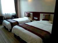 速8酒店(金寨大别山物流园店) - 高级双床房