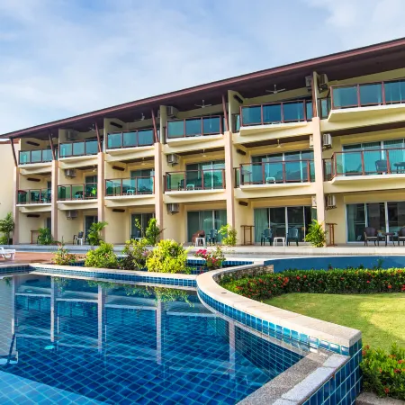 Lanta Pura Beach Resort