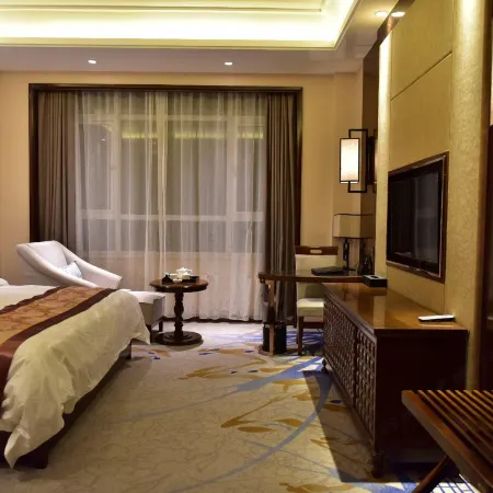 West Holiday Hotel