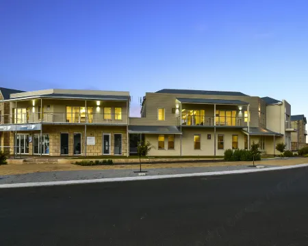 Robe Marina Accommodation فنادق في روبي