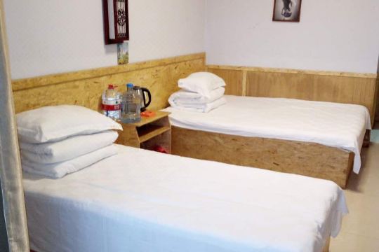 酒店 襄汾酒店 襄汾雅馨宾馆中国,山西,襄汾,大运路三跨桥北200米路西