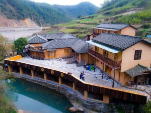 Shanlilao Huangjing Courtyard Hostel