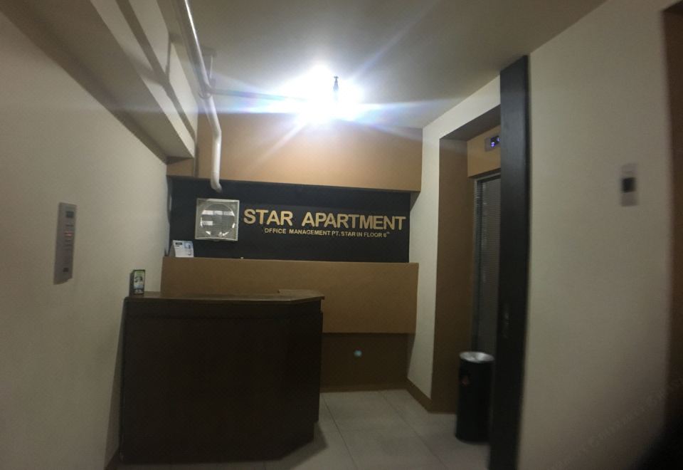 Star Hotel Semarang Over view